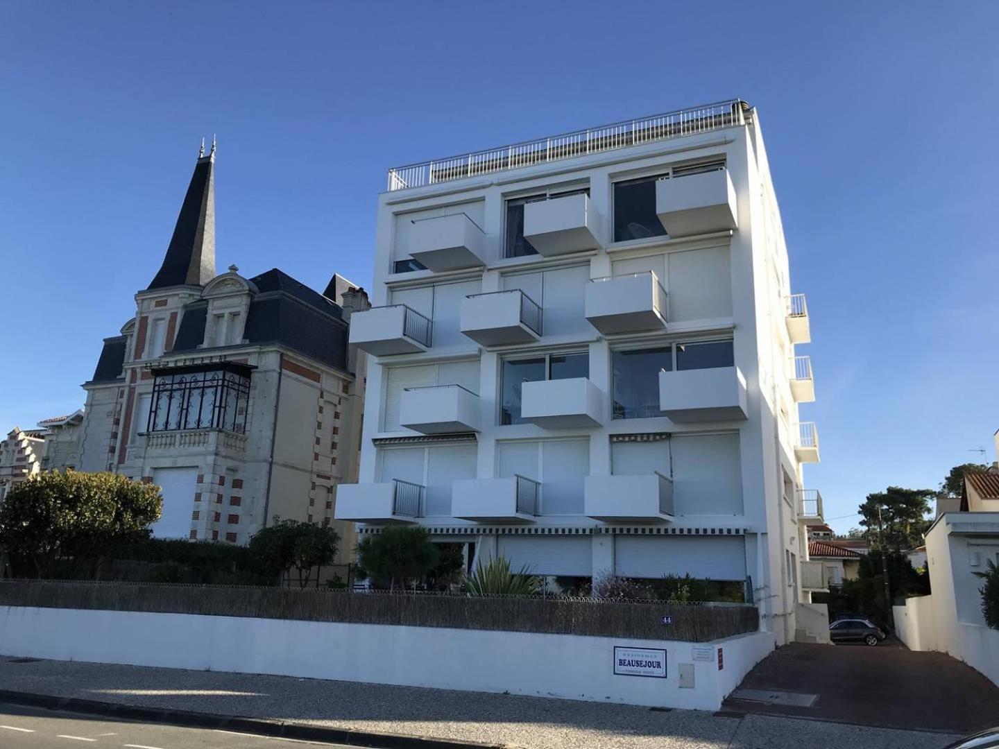 Royan - Vue Mer Pour Cet Appartement Face A La Plage - Grande Conche Exterior foto